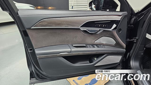 Audi A8 (D5) 55 TFSI Quattro Premium LWB 2022 — фото 24