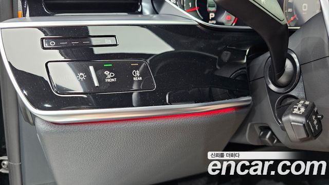 Audi A8 (D5) 55 TFSI Quattro Premium LWB 2022 — фото 27