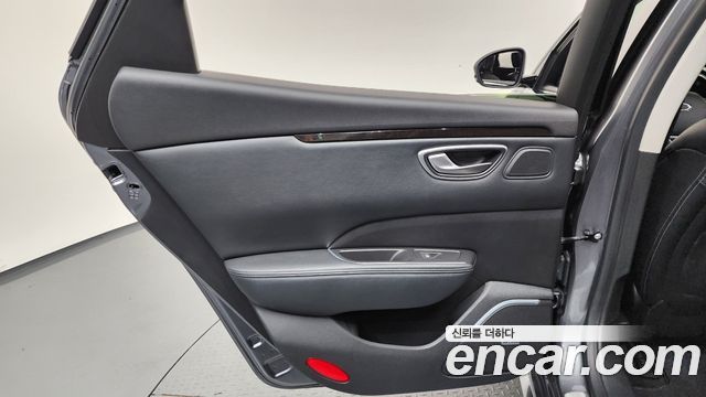 Renault Korea SM6 2.0 GDe RE 2017 — фото 31