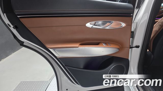 Genesis GV70 2.5T Gasoline AWD 2023 — фото 25