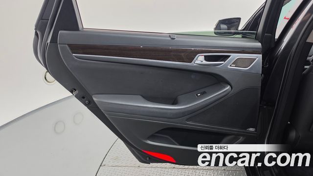 Genesis G80 3.3 GDI AWD Premium Luxury 2017 — фото 31