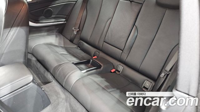 BMW 4 Series (F32) 420i M Sport Coupe 2018 — фото 12