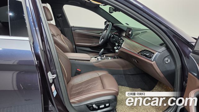 BMW 5 Series (G30) 530i M Sport Package Plus 2020 — фото 32