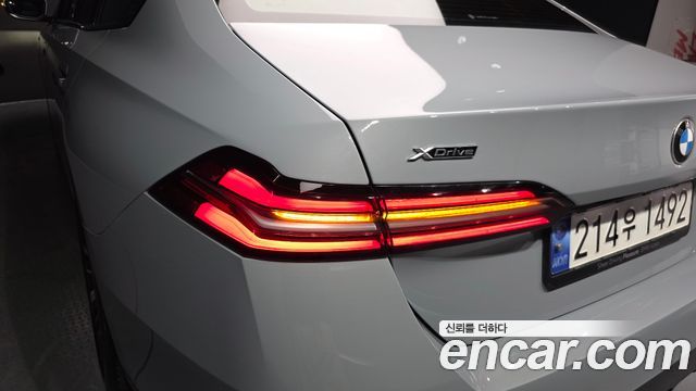 BMW 5 Series (G60) 530i xDrive M Sport 2024 — фото 23