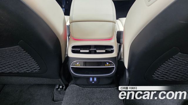 Genesis GV70 2.2 Diesel 2WD 2024 — фото 18