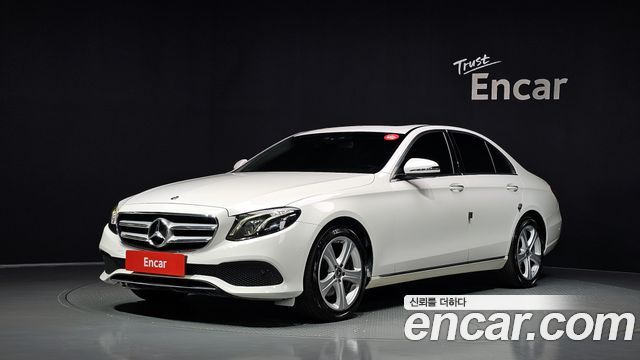 Mercedes-Benz E-Class (W213) E220d Avantgarde