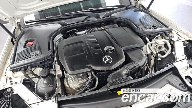 Mercedes-Benz E-Class (W213) E220d Avantgarde 2018 — фото 6