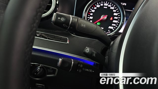 Mercedes-Benz E-Class (W213) E220d Avantgarde 2018 — фото 34