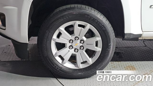 Chevrolet Colorado 3.6 Extreme 4WD 2020 — фото 5
