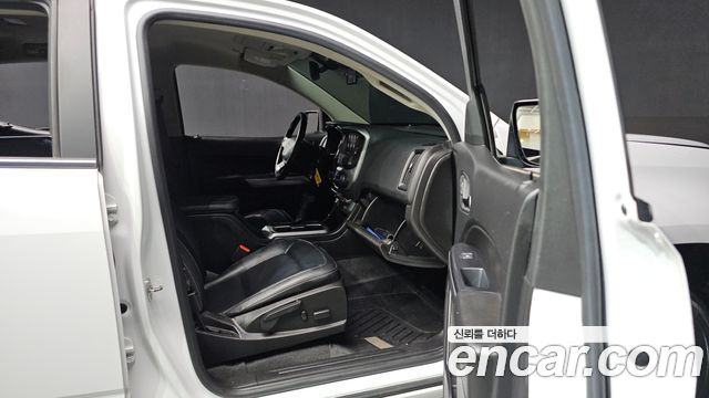Chevrolet Colorado 3.6 Extreme 4WD 2020 — фото 16