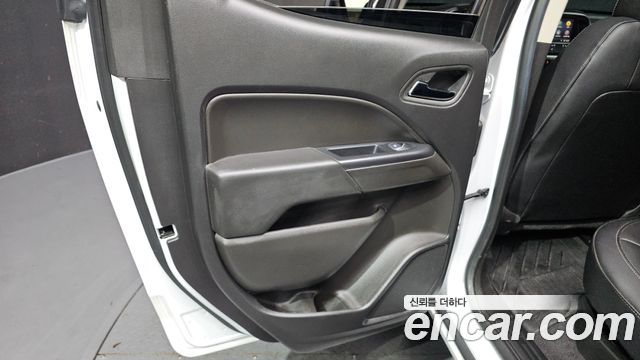 Chevrolet Colorado 3.6 Extreme 4WD 2020 — фото 25