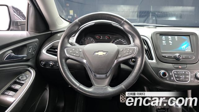 Chevrolet Malibu 1.5 Turbo LT Deluxe 2017 — фото 13