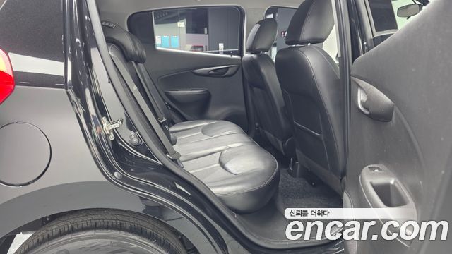 Chevrolet Spark LT 2019 — фото 16