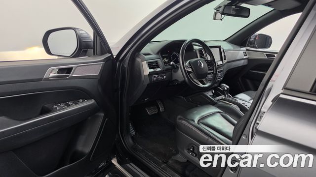 KG Mobility (SsangYong) Rexton Sports Khan Diesel 2.2 4WD Professional S (5-Link) 2019 — фото 10