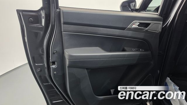 KG Mobility (SsangYong) Rexton Sports Khan Diesel 2.2 4WD Professional S (5-Link) 2019 — фото 25