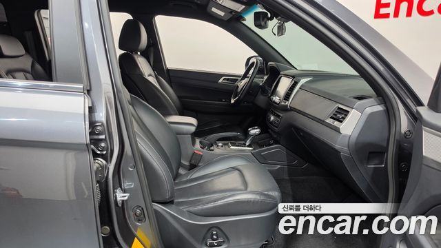 KG Mobility (SsangYong) Rexton Sports Khan Diesel 2.2 4WD Professional S (5-Link) 2019 — фото 26