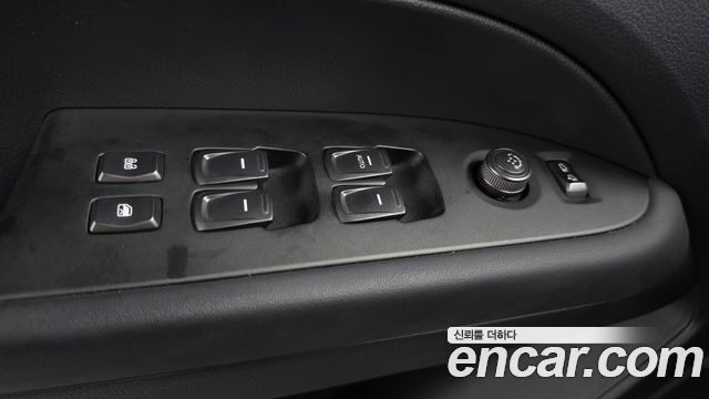 KG Mobility (SsangYong) Rexton Sports Khan Diesel 2.2 4WD Professional S (5-Link) 2019 — фото 31