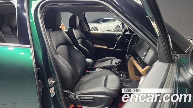 MINI Cooper Countryman Standard 2nd 2019 — фото 10