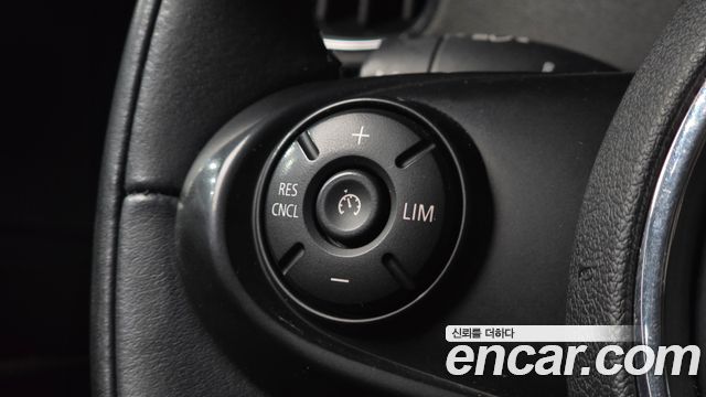 MINI Cooper Countryman Standard 2nd 2019 — фото 17