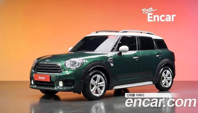 MINI Cooper Countryman Standard 2nd 2019 — фото 1