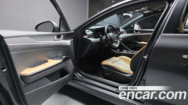 Kia K5 (III) 2.0 Prestige 2020 — фото 10