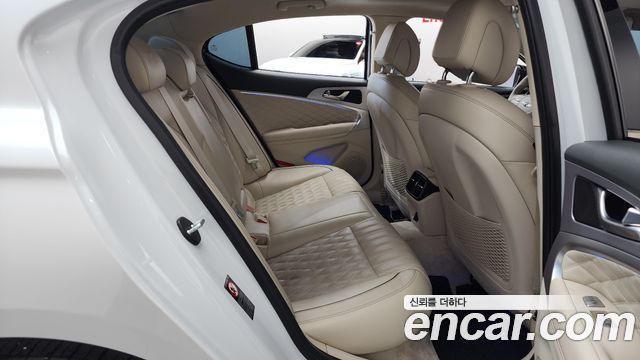 Genesis G70 3.3T Sport AWD Prestige 2020 — фото 11