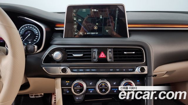 Genesis G70 3.3T Sport AWD Prestige 2020 — фото 13