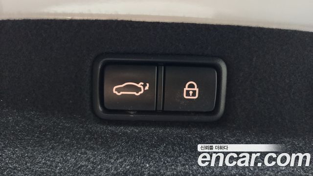 Genesis G70 3.3T Sport AWD Prestige 2020 — фото 20