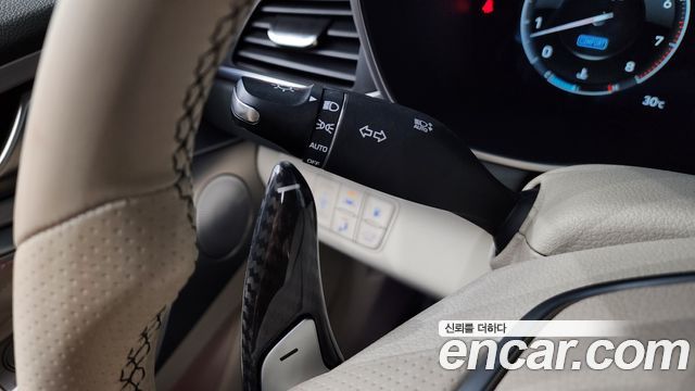 Genesis G70 3.3T Sport AWD Prestige 2020 — фото 35