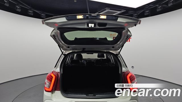 KG Mobility (SsangYong) Tivoli Air 1.6 RX 2WD 2017 — фото 27