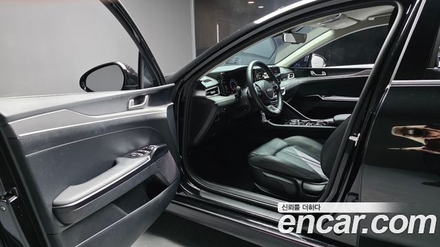 Kia K5 (III) 2.0 Trendy 2023 — фото 10