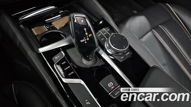 BMW 5 Series (G30) 520i Luxury 2019 — фото 9