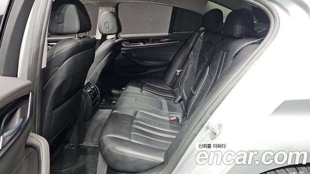 BMW 5 Series (G30) 520i Luxury 2019 — фото 12