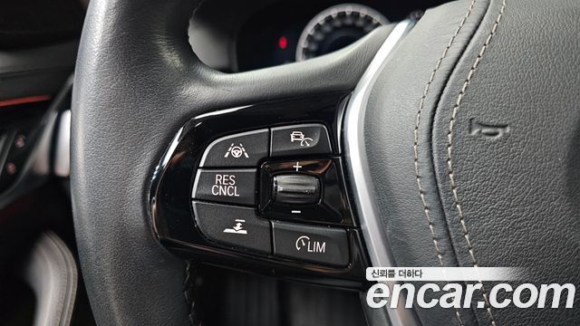 BMW 5 Series (G30) 520i Luxury 2019 — фото 27