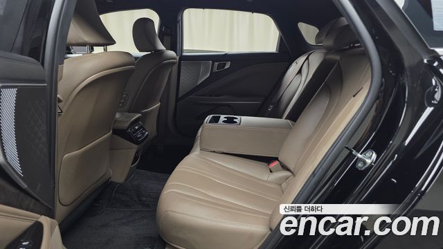 Kia K8 2.5 Gasoline 2WD Noblesse 2023 — фото 12