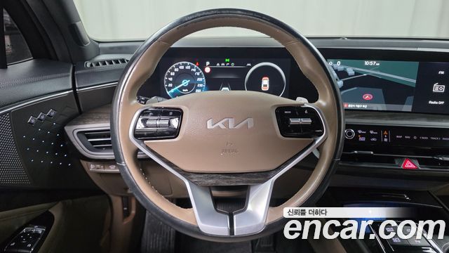 Kia K8 2.5 Gasoline 2WD Noblesse 2023 — фото 13