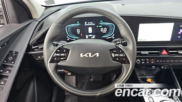 Kia Niro Prestige 2025 — фото 14