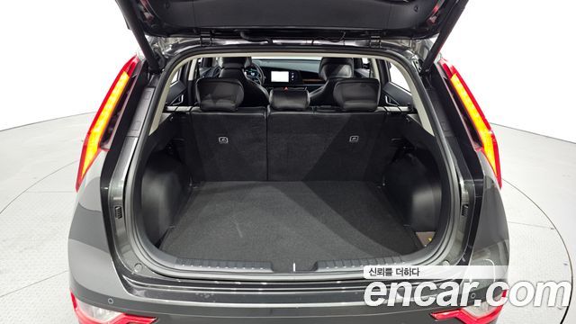 Kia Niro Prestige 2025 — фото 18