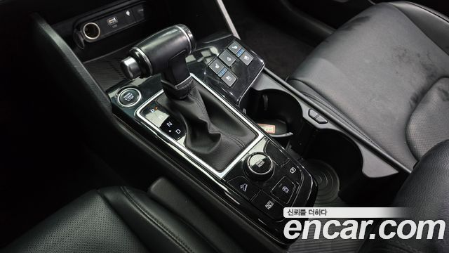 Kia Sportage (V) Gasoline 1.6 Turbo 2WD Prestige 2022 — фото 9