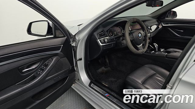 BMW 5 Series (F10) 530d xDrive M Aero Dynamic 2016 — фото 11