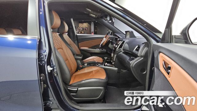 KG Mobility (SsangYong) Tivoli Armor Gear Edition 4WD 2018 — фото 12