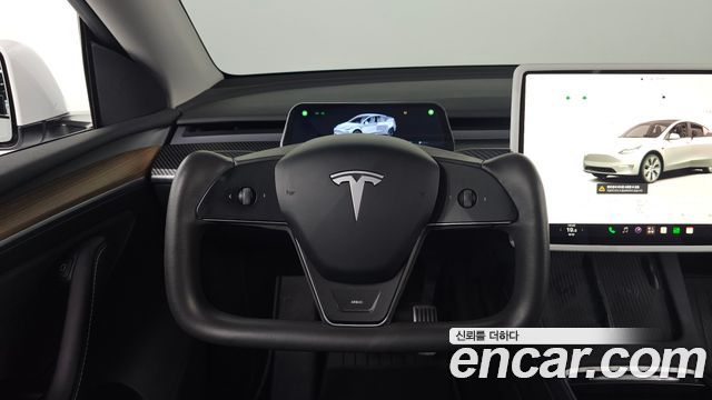 Tesla Model Y RWD 2024 — фото 13