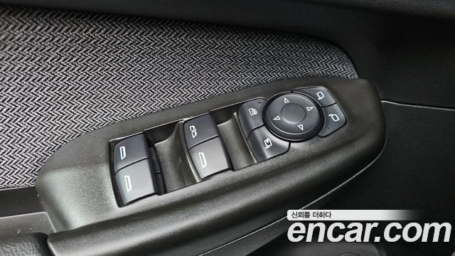 Chevrolet Trailblazer 1.3 Turbo 2WD Premier 2022 — фото 29