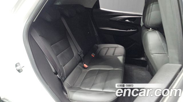 Chevrolet Trailblazer 1.3 Turbo 2WD Premier 2022 — фото 31