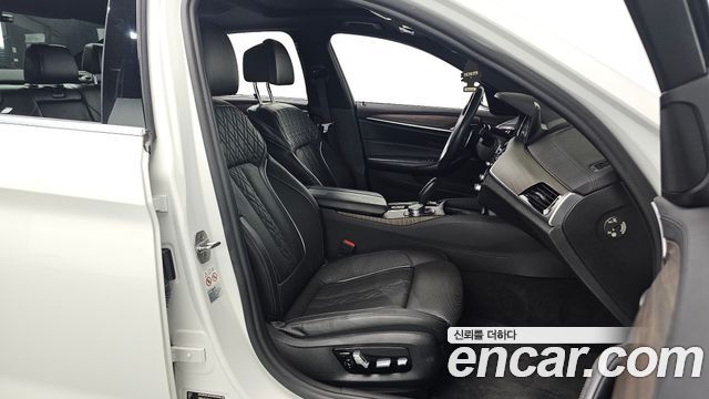 BMW 5 Series (G30) 520d M Sport Package Plus 2018 — фото 10