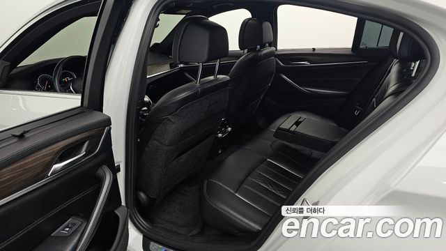 BMW 5 Series (G30) 520d M Sport Package Plus 2018 — фото 12