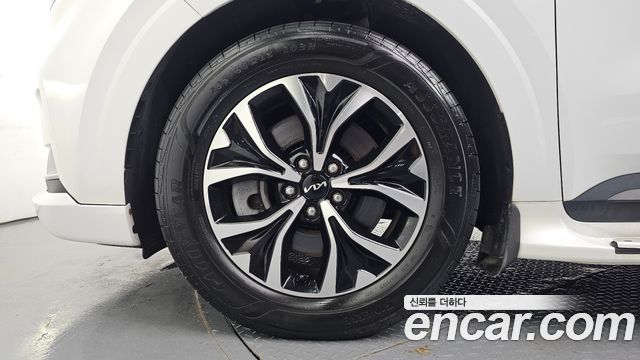 Kia Carnival (IV) Diesel 9-Seater Prestige 2023 — фото 5