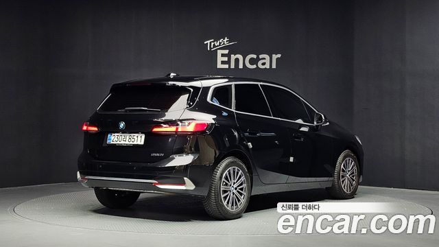 BMW 2 Series Active Tourer (U06) 220i Luxury 2024 — фото 2