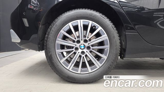 BMW 2 Series Active Tourer (U06) 220i Luxury 2024 — фото 5