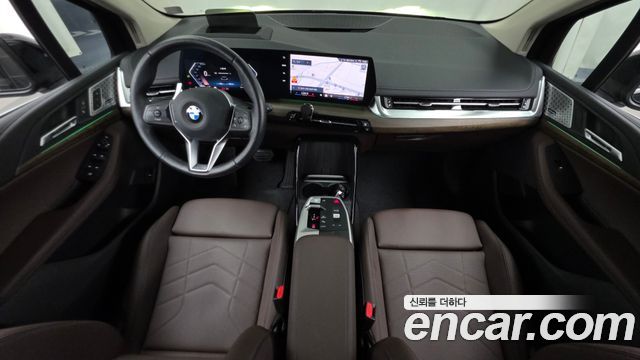 BMW 2 Series Active Tourer (U06) 220i Luxury 2024 — фото 7